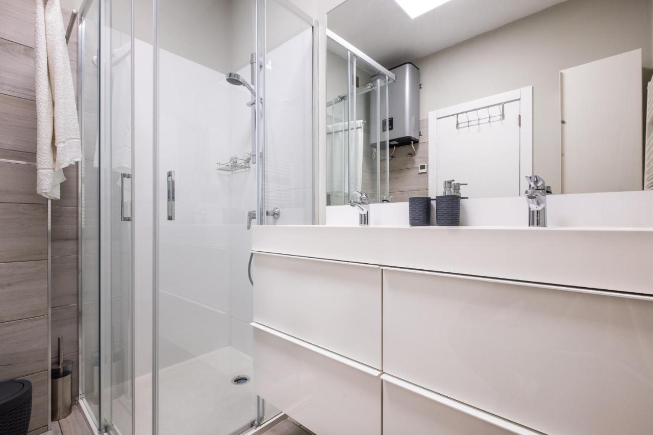 Blue Star Luxury Apartment By Atlantic Places อัลบูเฟรา ภายนอก รูปภาพ